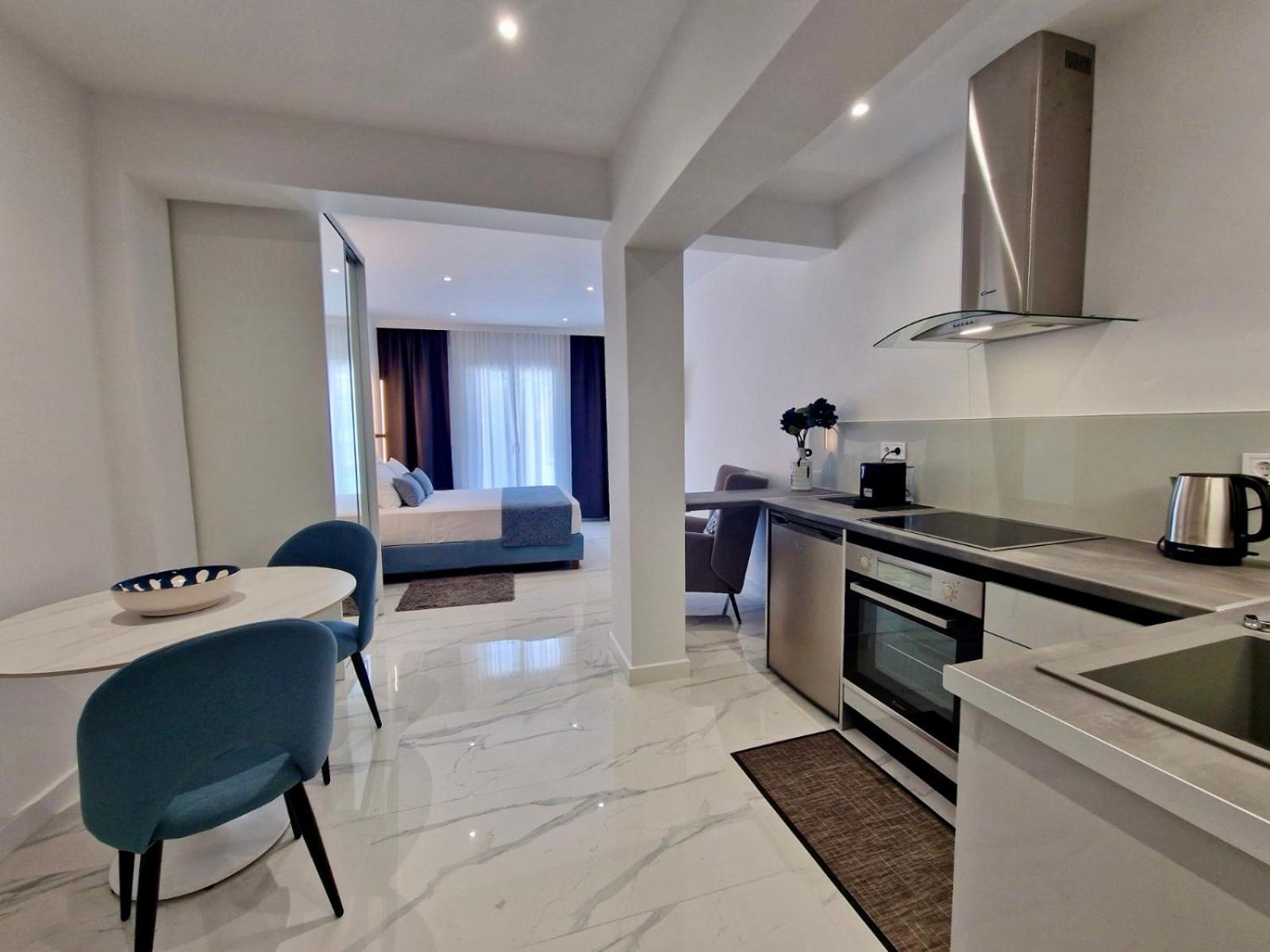 Kassiopi Piazza Suites Zewnętrze zdjęcie